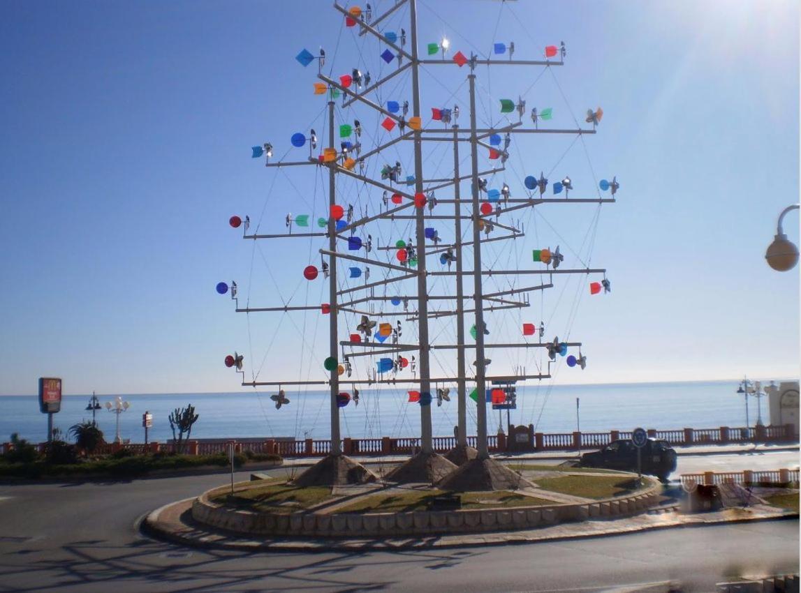 Apartamentos Naciones Playa, La Paloma Benalmadena Bagian luar foto