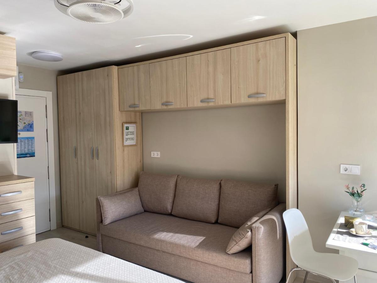 Apartamentos Naciones Playa, La Paloma Benalmadena Bagian luar foto