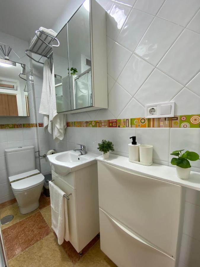 Apartamentos Naciones Playa, La Paloma Benalmadena Bagian luar foto