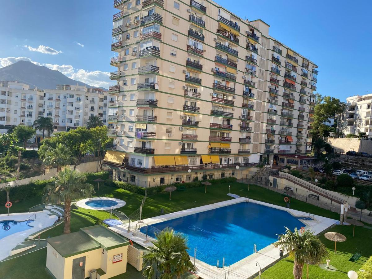 Apartamentos Naciones Playa, La Paloma Benalmadena Bagian luar foto
