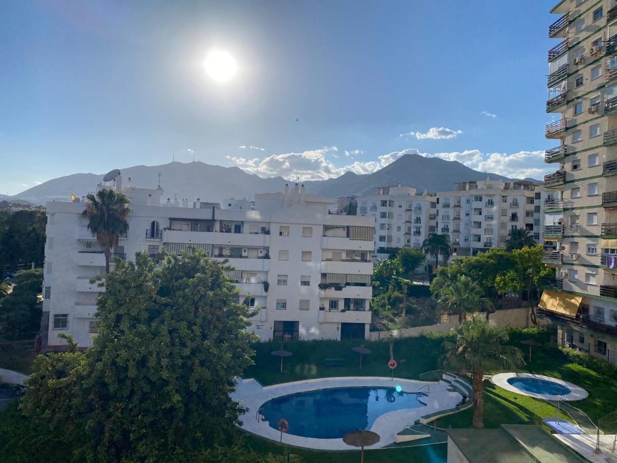 Apartamentos Naciones Playa, La Paloma Benalmadena Bagian luar foto