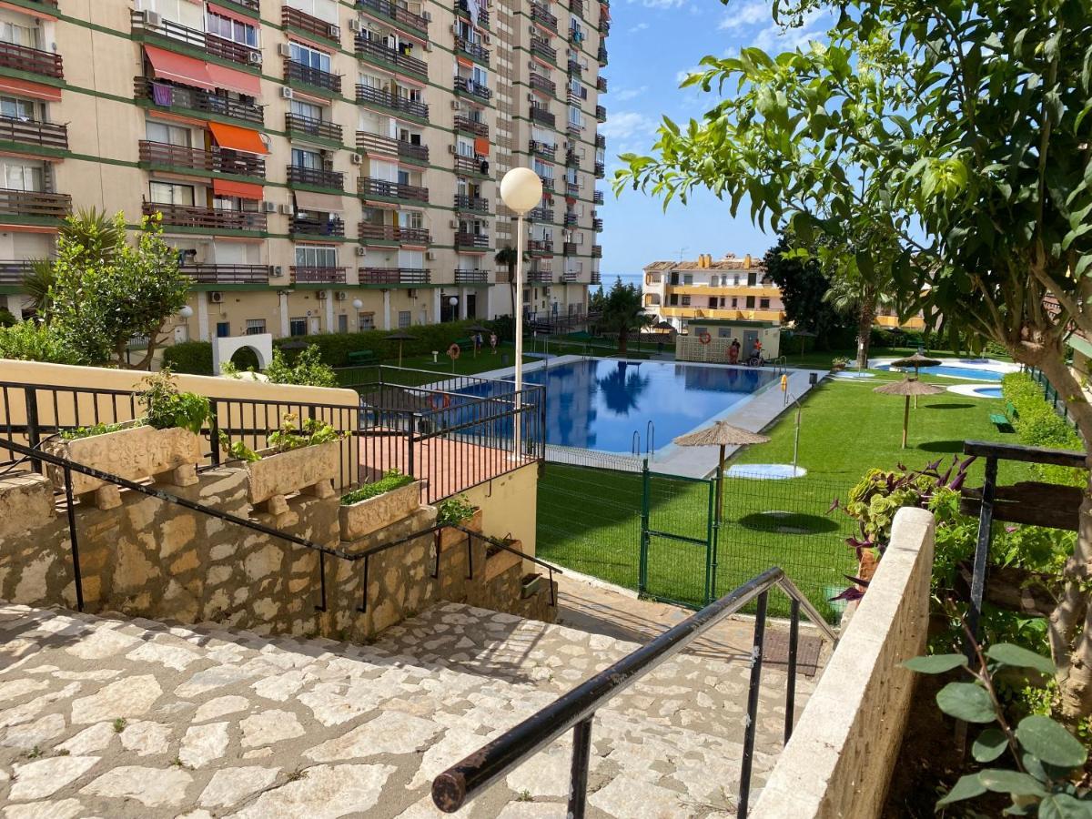 Apartamentos Naciones Playa, La Paloma Benalmadena Bagian luar foto